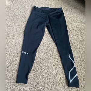 2XU women’s compression running tights